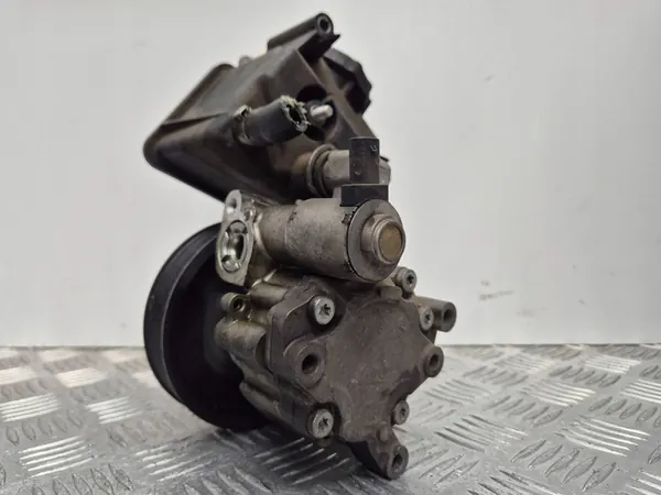 Bomba de direção assistida Mercedes W212 E500 0064664401 image 3