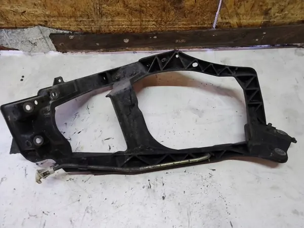 Vänster fram trim Mitsubishi Colt VI MN105059 image 2