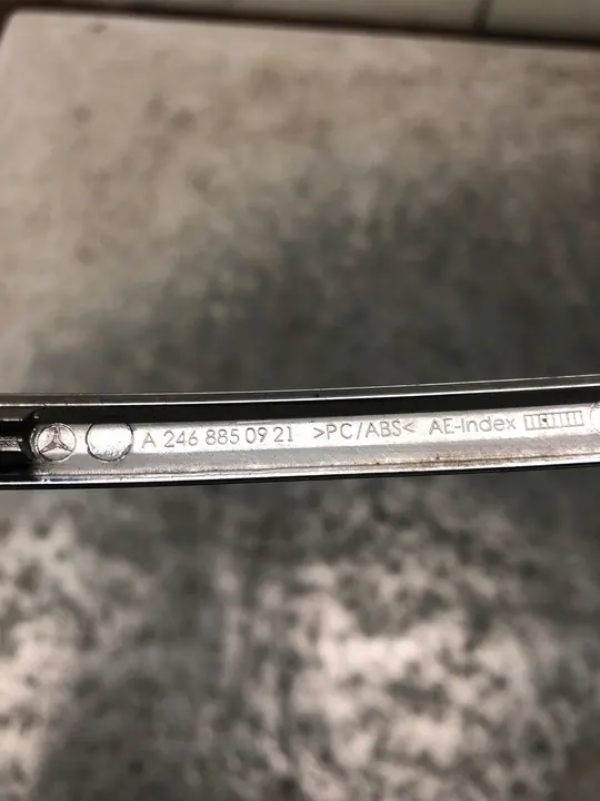 Rivestimento paraurti cromato sinistro posteriore Mercedes W246 A2468850921 image 6