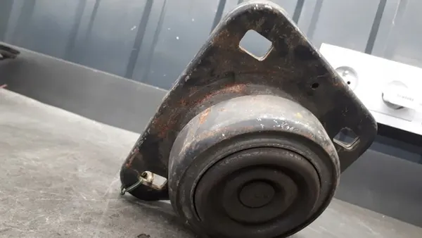 Motorhalterung Ford Fiesta MK5 image 2