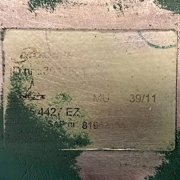 Ölkühler Volvo OEM 20511773 - Gebraucht image 4