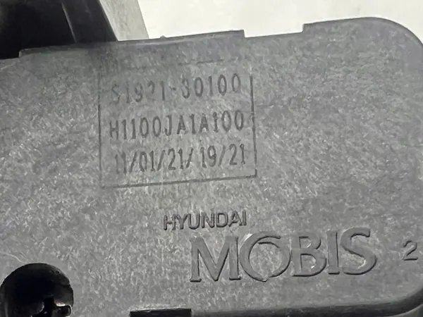 Motor de ajuste de faros Hyundai Kona I S192130100 image 4