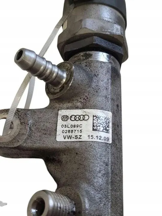 Riel de inyección VW Golf VI Diésel OEM 03L089C image 6