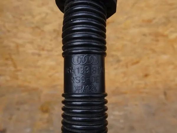 Luftrohr AUDI TT 8N A3 8L GOLF IV 1.8 TURBO 8L0133817 image 4