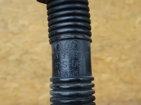 Luftrohr AUDI TT 8N A3 8L GOLF IV 1.8 TURBO 8L0133817 image 9