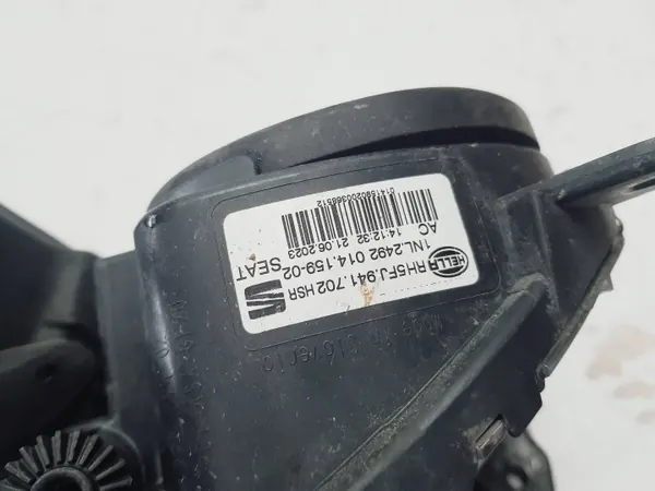 Halogen LED SEAT OE 5FJ941702 - Usado image 5