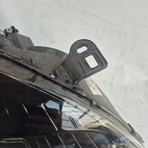 RENAULT MEGANE III 08- Oikea Etuvalaisin Tumma 260103187R image 3