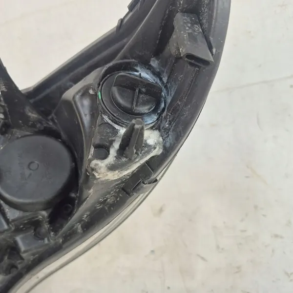 RENAULT MEGANE III 08- Oikea Etuvalaisin Tumma 260103187R image 7