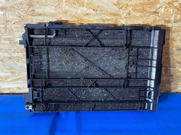 A/C-JÄÄHDYTTIMEN MERCEDES SLS 197 AMG W197 A1975000054 image 2