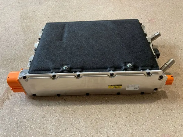 Hyundai OEM 364001XAB0 Inverter Lader Module image 10