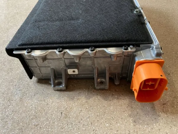 Hyundai OEM 364001XAB0 Inverter Lader Module image 6