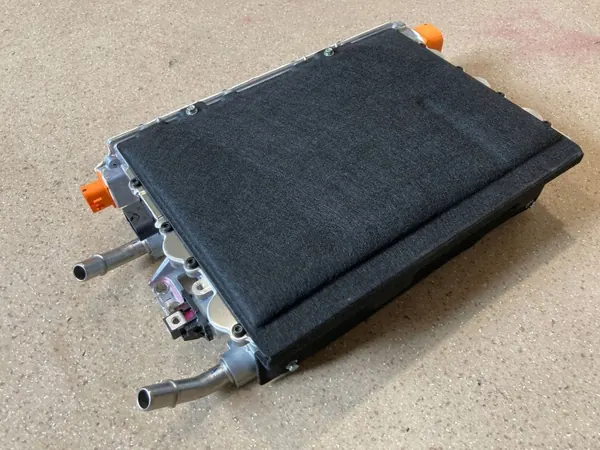 Hyundai OEM 364001XAB0 Inverter Lader Module image 8