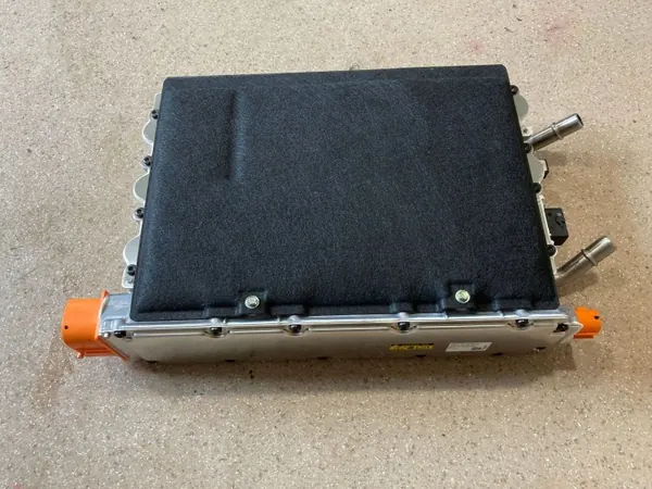 Hyundai OEM 364001XAB0 Inverter Lader Module image 9