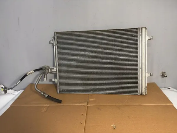 Radiateur climatisation Volvo S60 OEM 30741670 (2010-2013) image 4