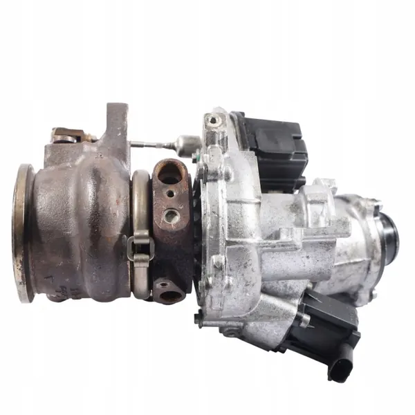 Audi Q7 Turbo OEM 06K145702Q - Begagnat skick image 7