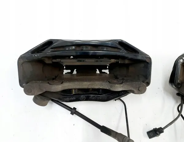Audi Bremszangen & Scheiben Set OEM 8W0615105CQ image 4
