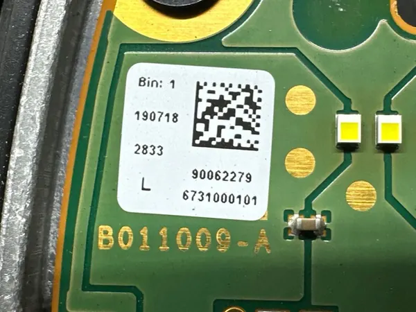 Controlador de Farol LED Lado Esquerdo Renault Koleos II B011009A image 3