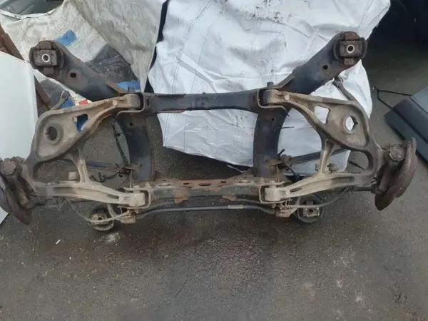 Hinterfedern OEM 400460487524 für Mercedes-Benz M-Klasse image 2