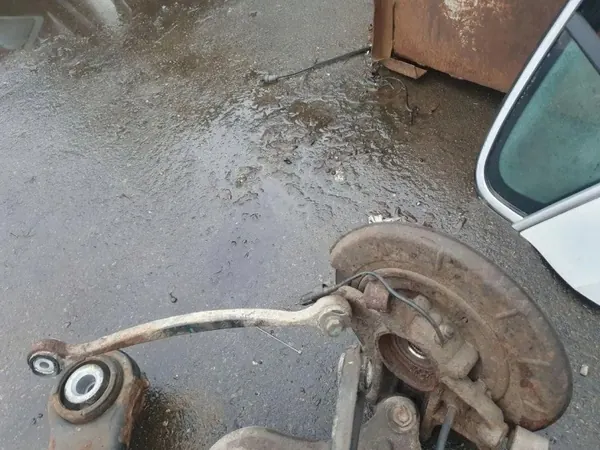 Hinterfedern OEM 400460487524 für Mercedes-Benz M-Klasse image 9