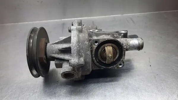 Pompa acqua VW LT35 2.5 SDI 1997 OEM 037121013A image 2