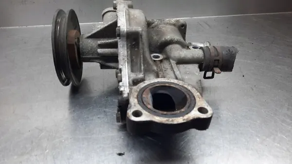 Pompa acqua VW LT35 2.5 SDI 1997 OEM 037121013A image 5