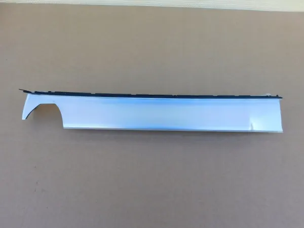 OEM A1776808101 LED-koristepaneeli Mercedes kojetaululle image 2