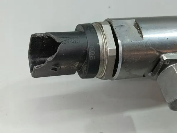 Rampe d'injection BMW F30 2.0D OEM image 3