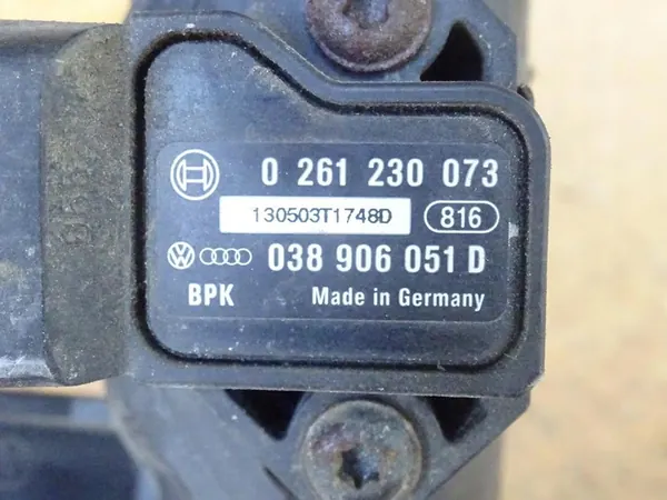 A3 8P GOLF VI SHARAN 2.0 TDI Manguera Intercooler Sensor OEM image 6