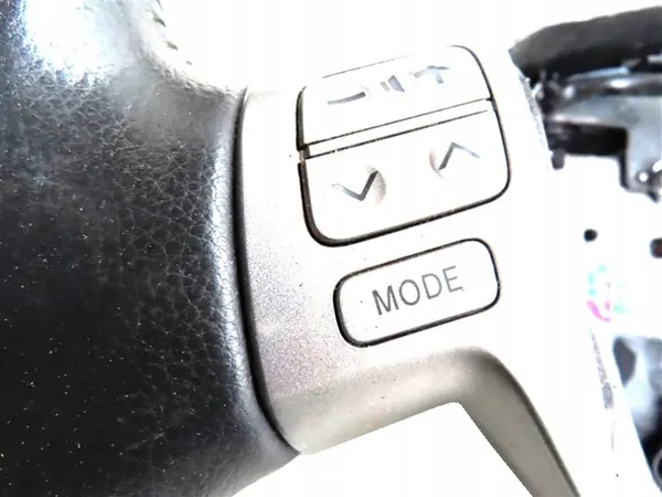 Volant en Cuir Toyota Auris I 2006-2012 image 2