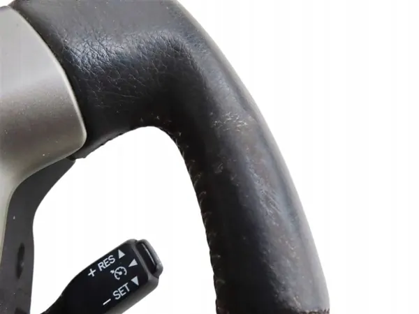 Volant en Cuir Toyota Auris I 2006-2012 image 3