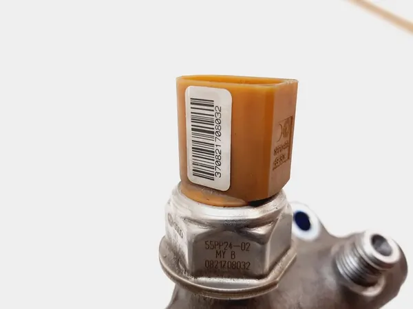 AUDI A4 A5 Q7 A6 Kraftstoffschiene 3.0 TDI CCW image 2