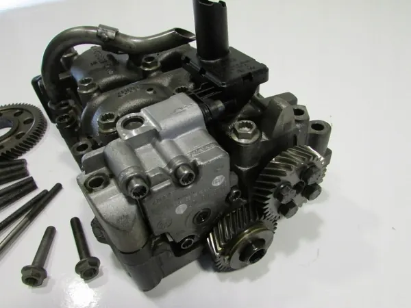 Öljypumpun Moduuli OEM 03G103537B Audi A4 B8 2.0 TDI image 4
