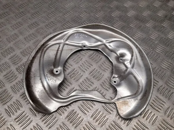 Audi A5 Bakre Bromsskydd OEM 8W0615612E Höger Sida image 4