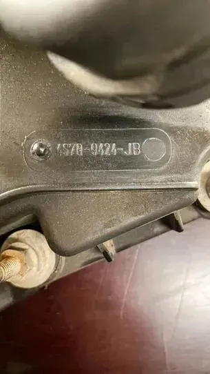 Jaguar Nockenfolger-Abdeckung OEM 4S7Q9424JB - Gebraucht image 5