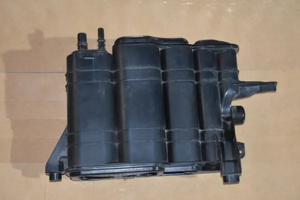 Filtre à charbon d'occasion OEM 971201805E Porsche Panamera image 2