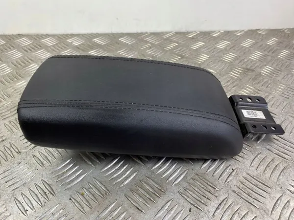 Jeep Compass konsoli käsinoja OEM FOB27046 image 2