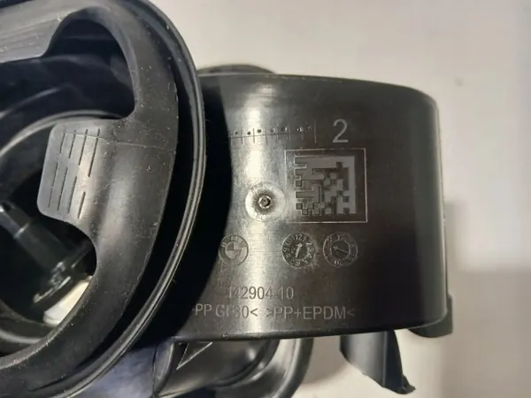 Tapa de llenado combustible OEM 7482902 BMW 3 G20 G21 image 5