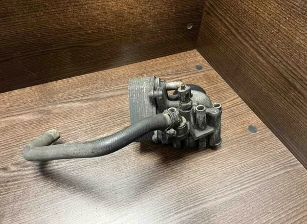 Oliekoeler Ford Transit 2.2 TDCi OEM 6C10 6B624 AC image 2