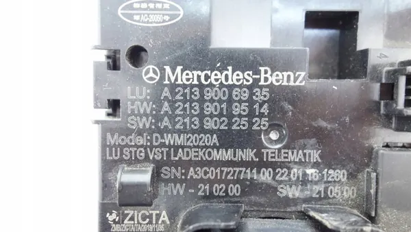 Module chargeur induction Mercedes W213 A2139006935 image 6