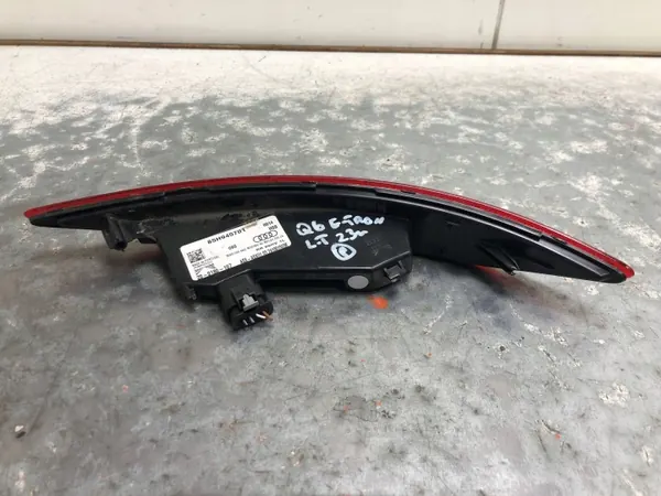 Feu antibrouillard arrière gauche Audi Q6 E-Tron OEM 85H945701-BILI image 4
