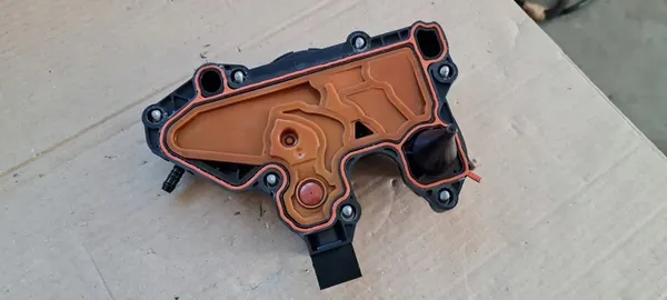 Audi OE 06K103495AN Öljyseparatori image 9