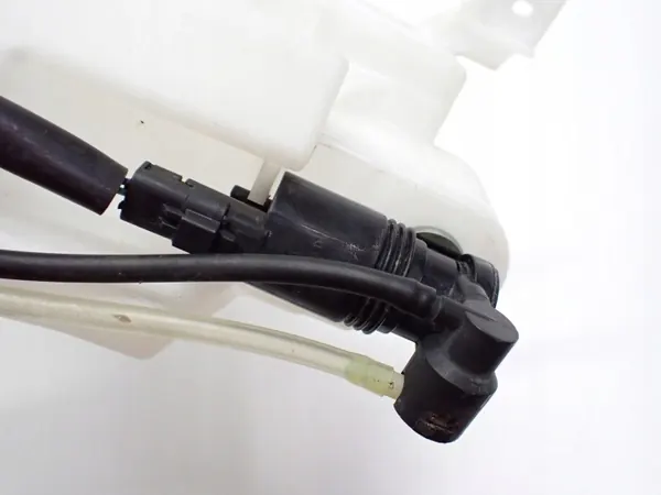 Spolarbehållare Pump OEM Nissan X-Trail T32 image 6