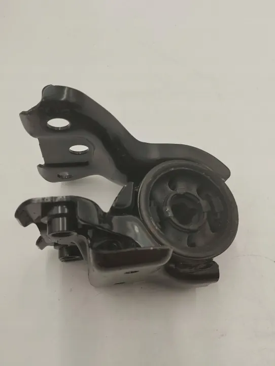 Honda CR-V Querlenkerbuchse vorne OEM KTS020119 image 3