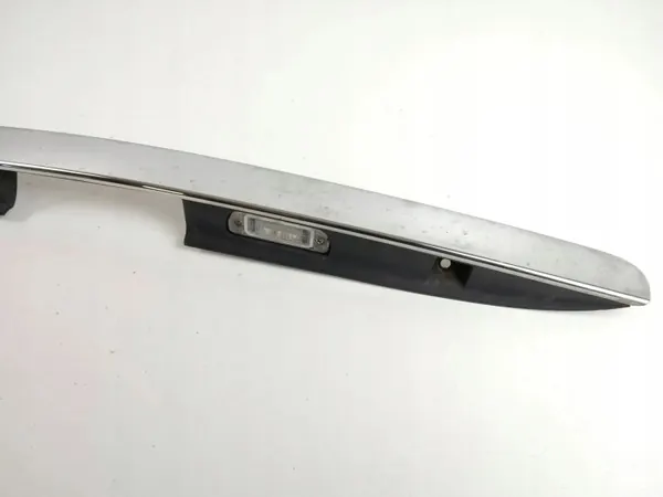 OEM A1647400893 Feu de plaque Mercedes ML W164 image 3