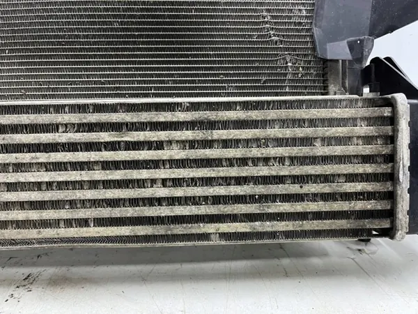 Conjunto de radiadores Dacia Logan Sandero 05-14r. 1.5 dCi OEM image 7