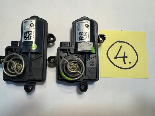 OEM 68230108AF Atuador de escape ativo 2015+ image 7