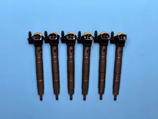 Iniettore AUDI A4 B7 A6 C6 2.7 TDI 059130277AC image 3