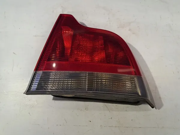 Lámpara trasera derecha Volvo S60 I 9483541 image 2