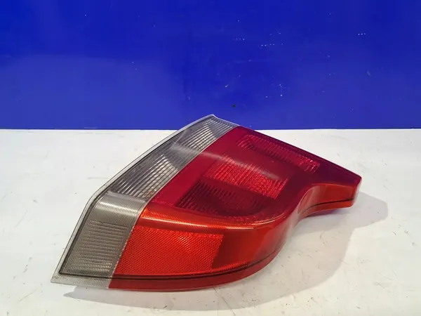 Lámpara trasera derecha Volvo S60 I 9483541 image 3