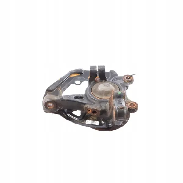 Smart Fortwo C453 Etuvasen Pyörännavetta OEM A4533320200 image 3